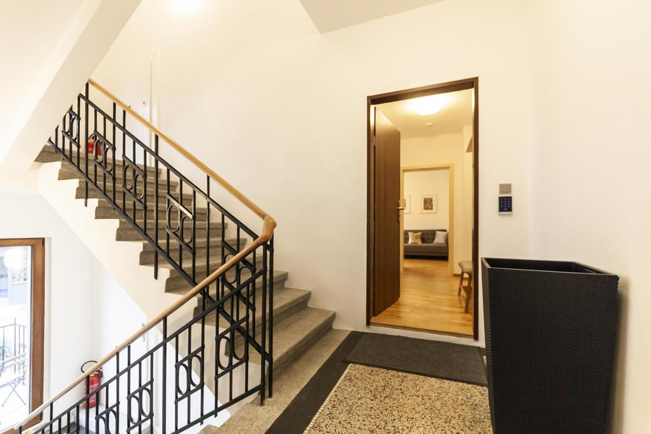 Prague Expat House Apartment Exterior photo